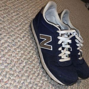 New balance shoes